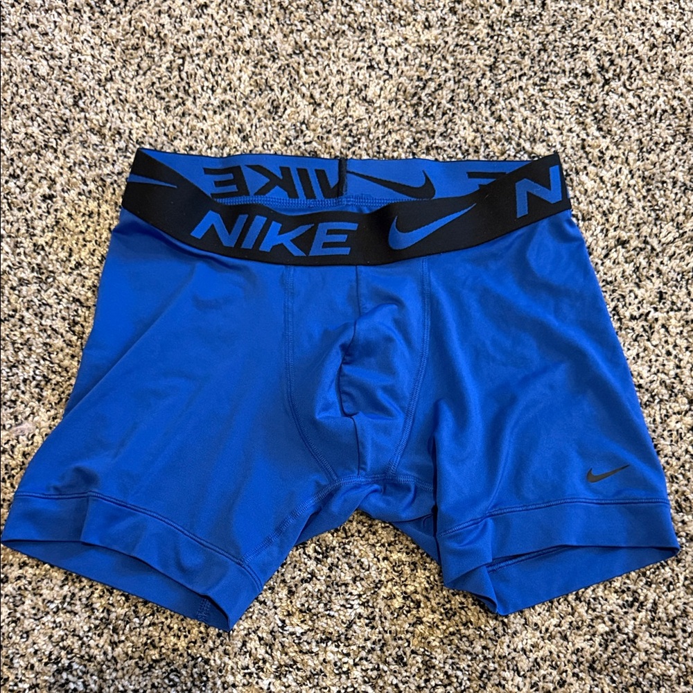 Nike Men's Vibrant Blue Boxer Briefs